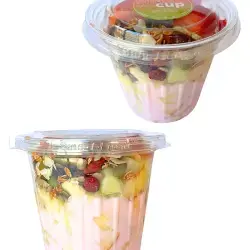 VASO DE FRUTA, GRANOLA Y YOGURTH